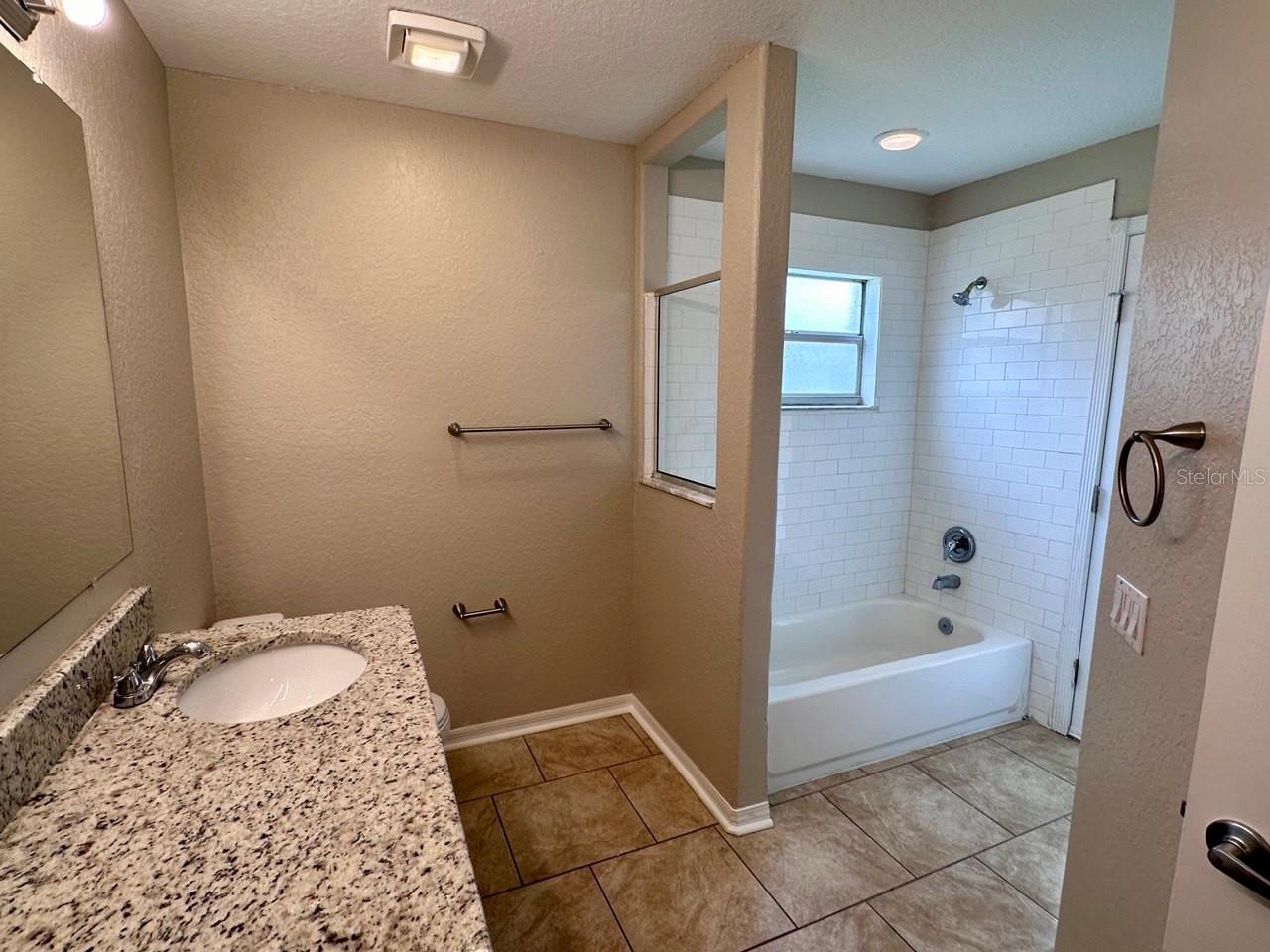 BLOOMINGDALE SEC J J - Residential