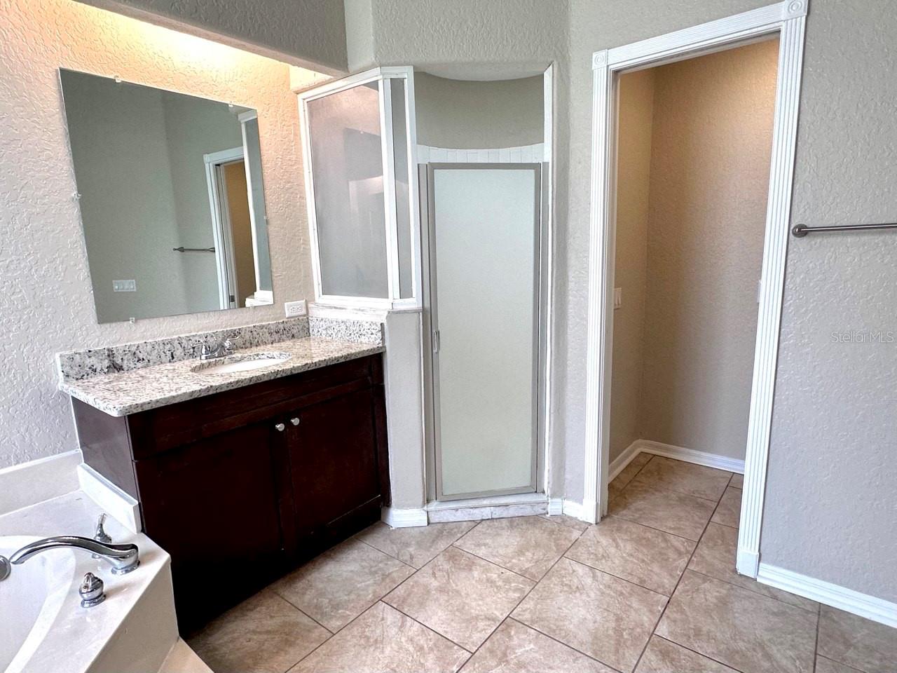 BLOOMINGDALE SEC J J - Residential