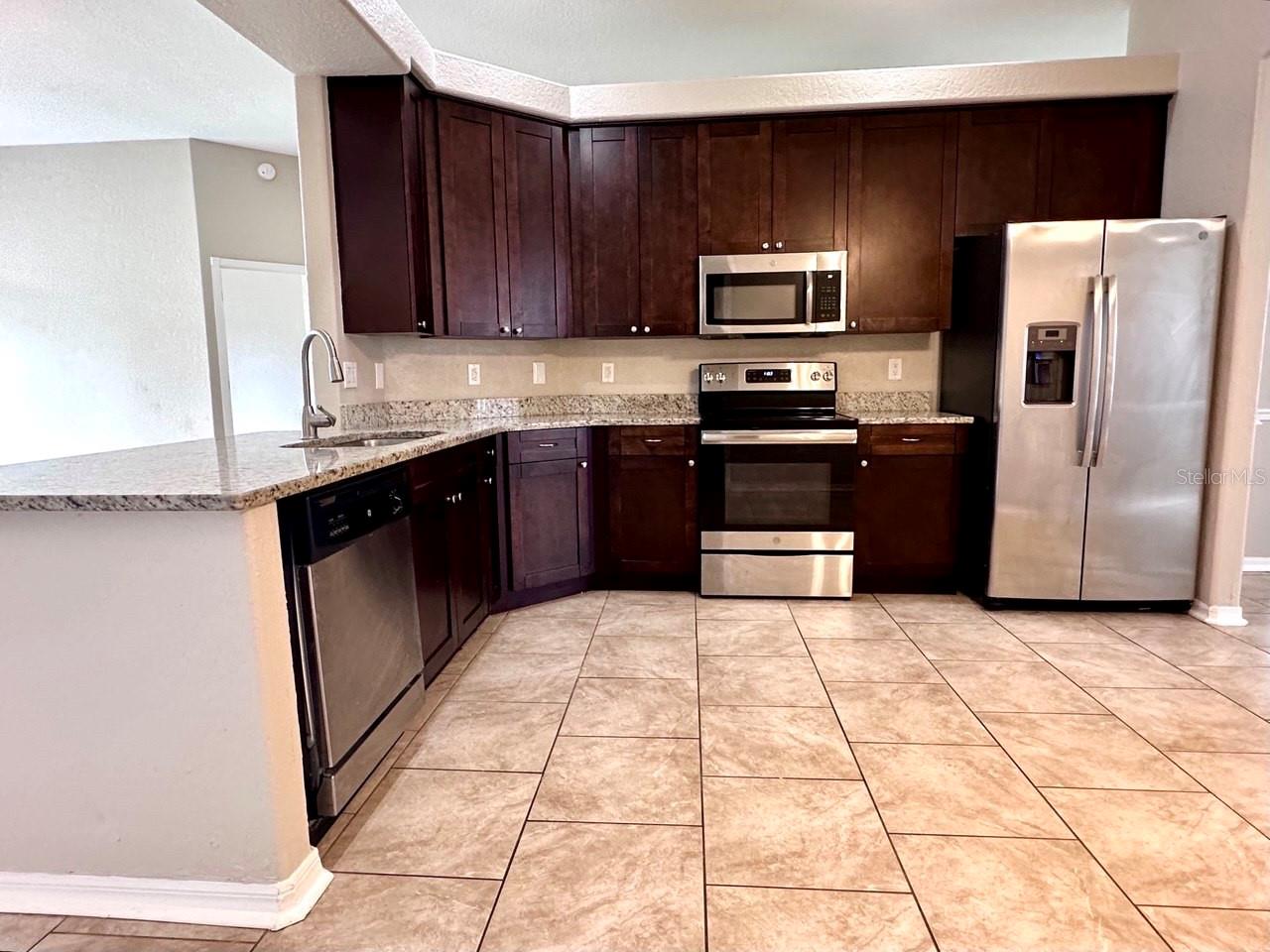 BLOOMINGDALE SEC J J - Residential