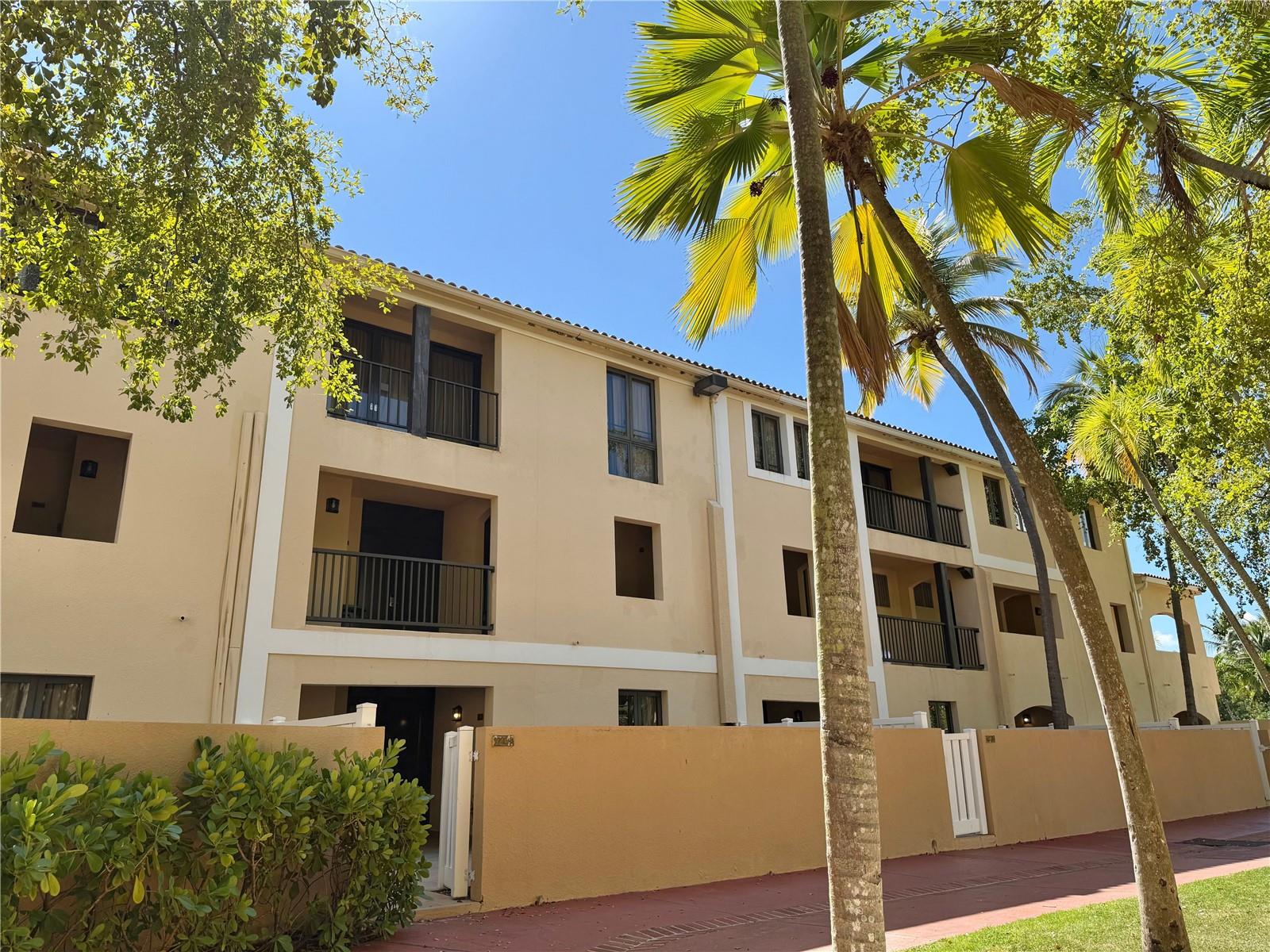 HARBOURSIDE - Residential