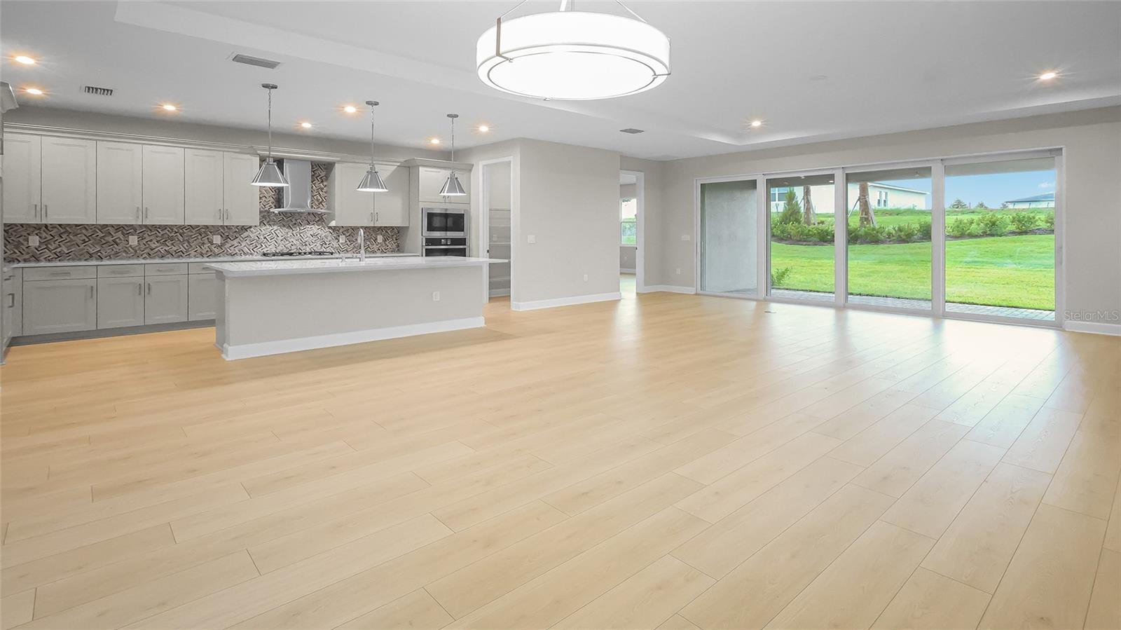 CRESSWIND AT LAKE HARRIS PHASE - Residential