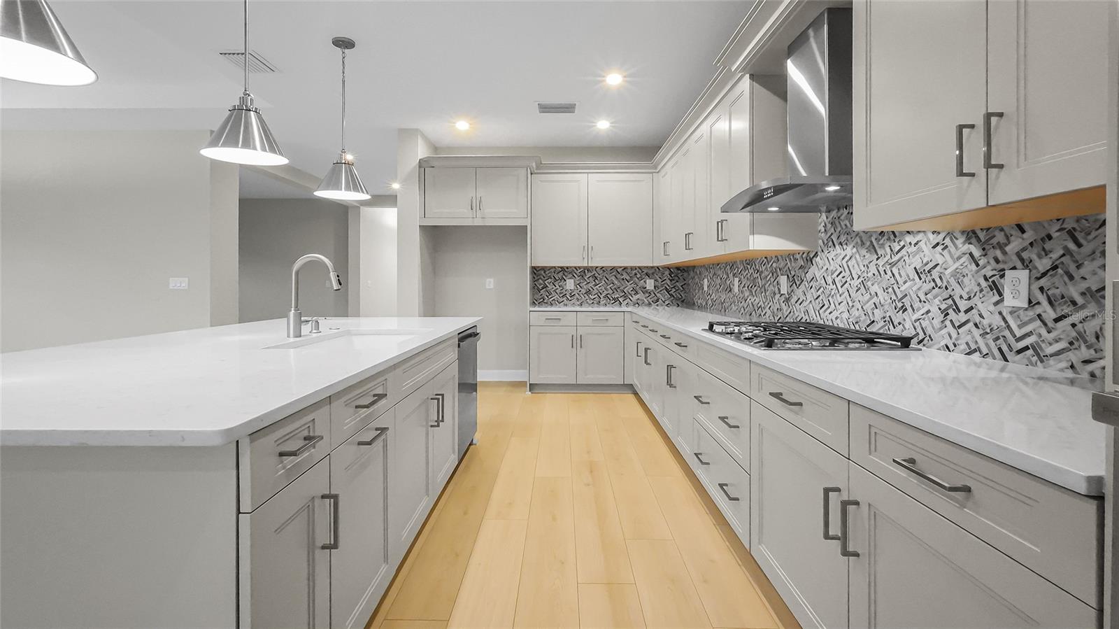 1620 BELLAGIO LOOP