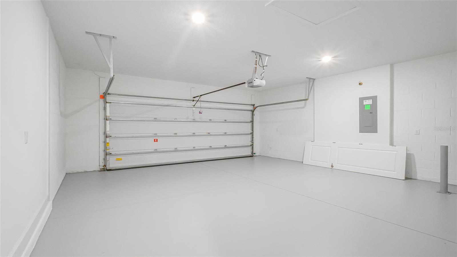 CRESSWIND AT LAKE HARRIS PHASE - Residential