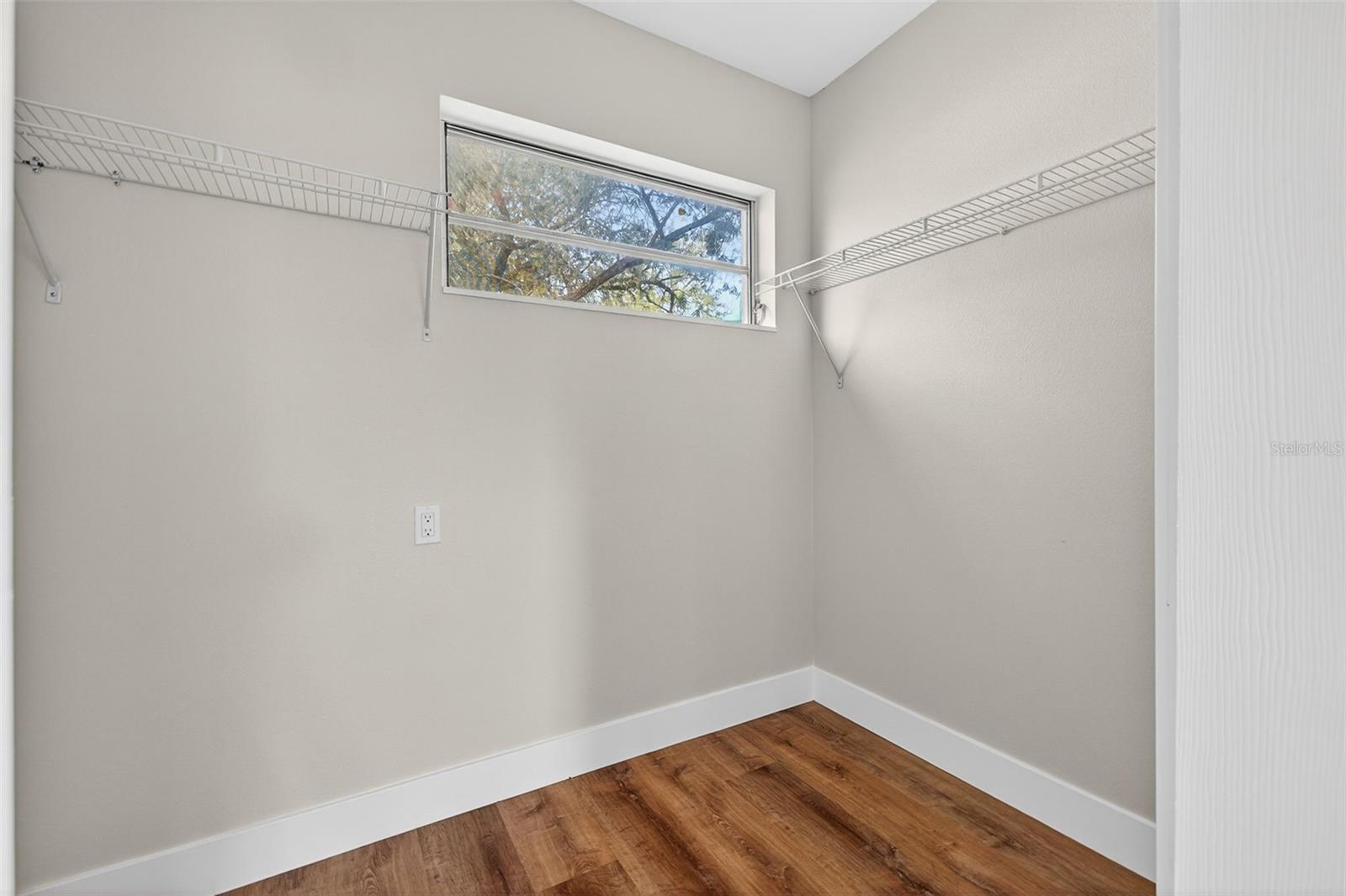 BROOKWOOD REP - Residential