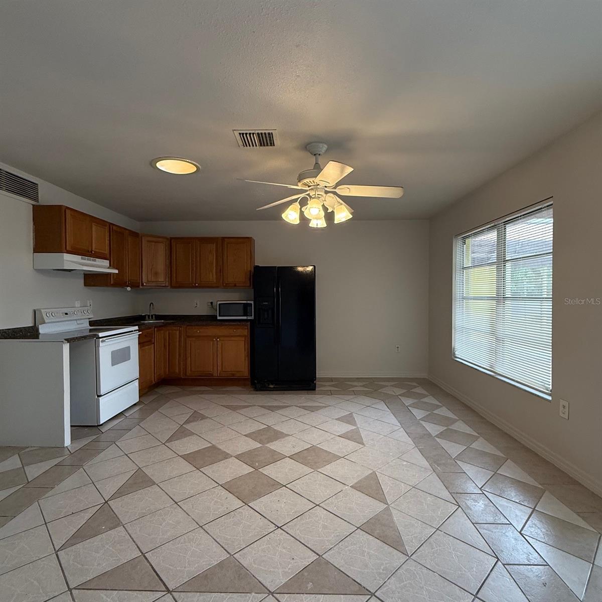 WARM MINERAL SPGS - Residential Lease
