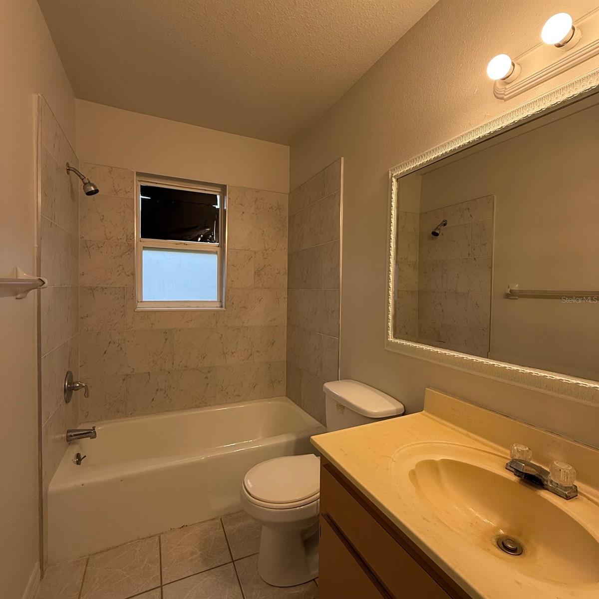 WARM MINERAL SPGS - Residential Lease