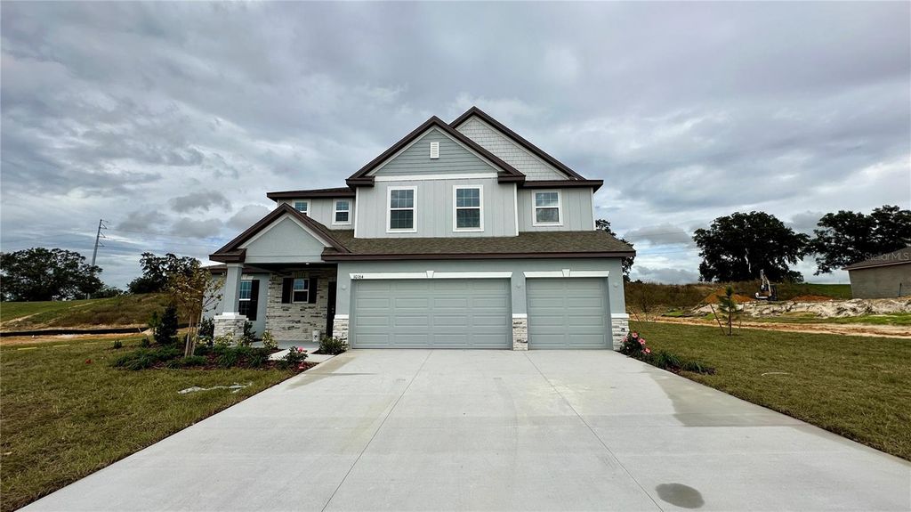 Photo of 10164 White Magnolia Square, Thonotosassa, FL 33592 (MLS # J996482)