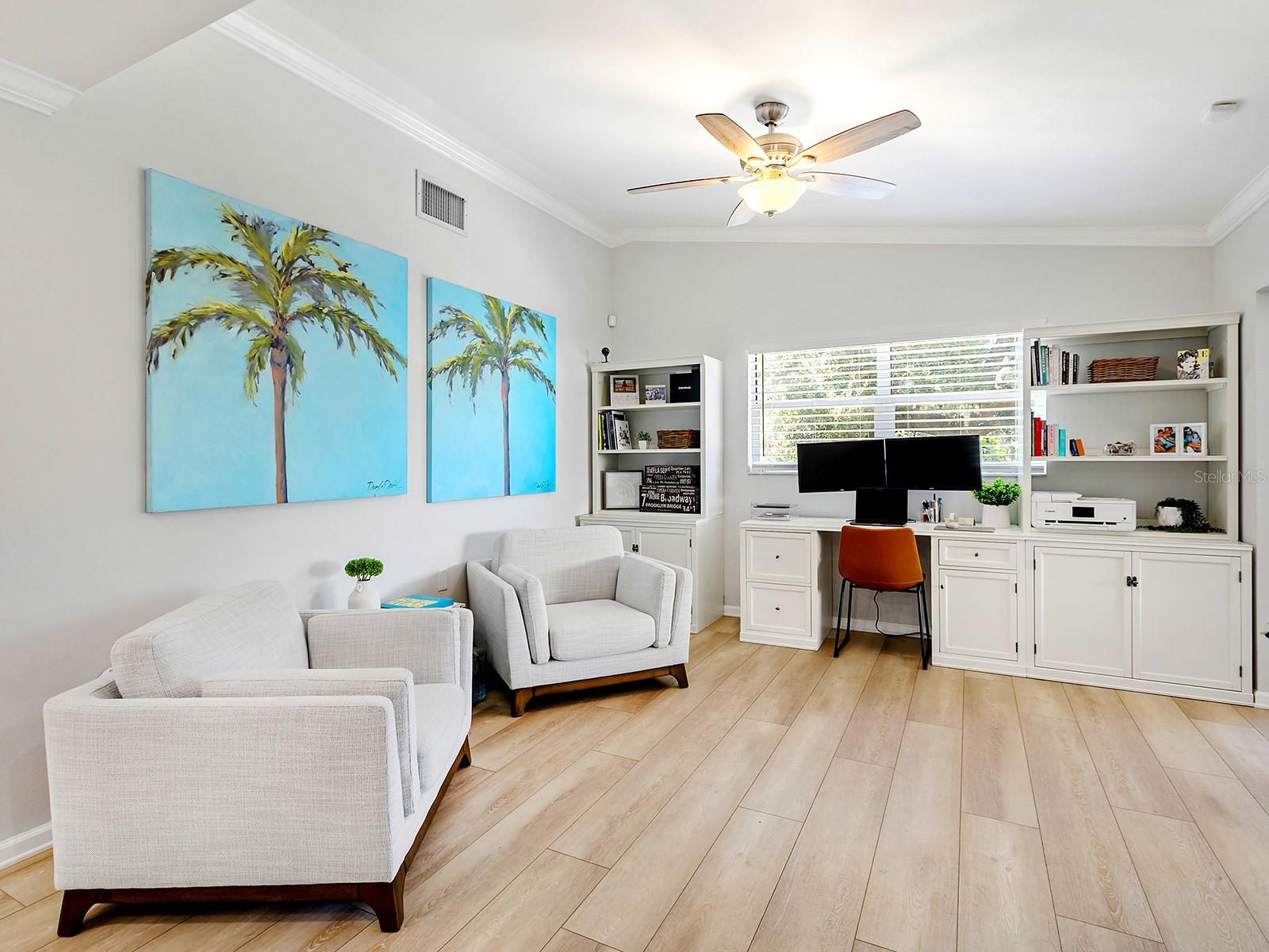 LAKE SARASOTA - Residential