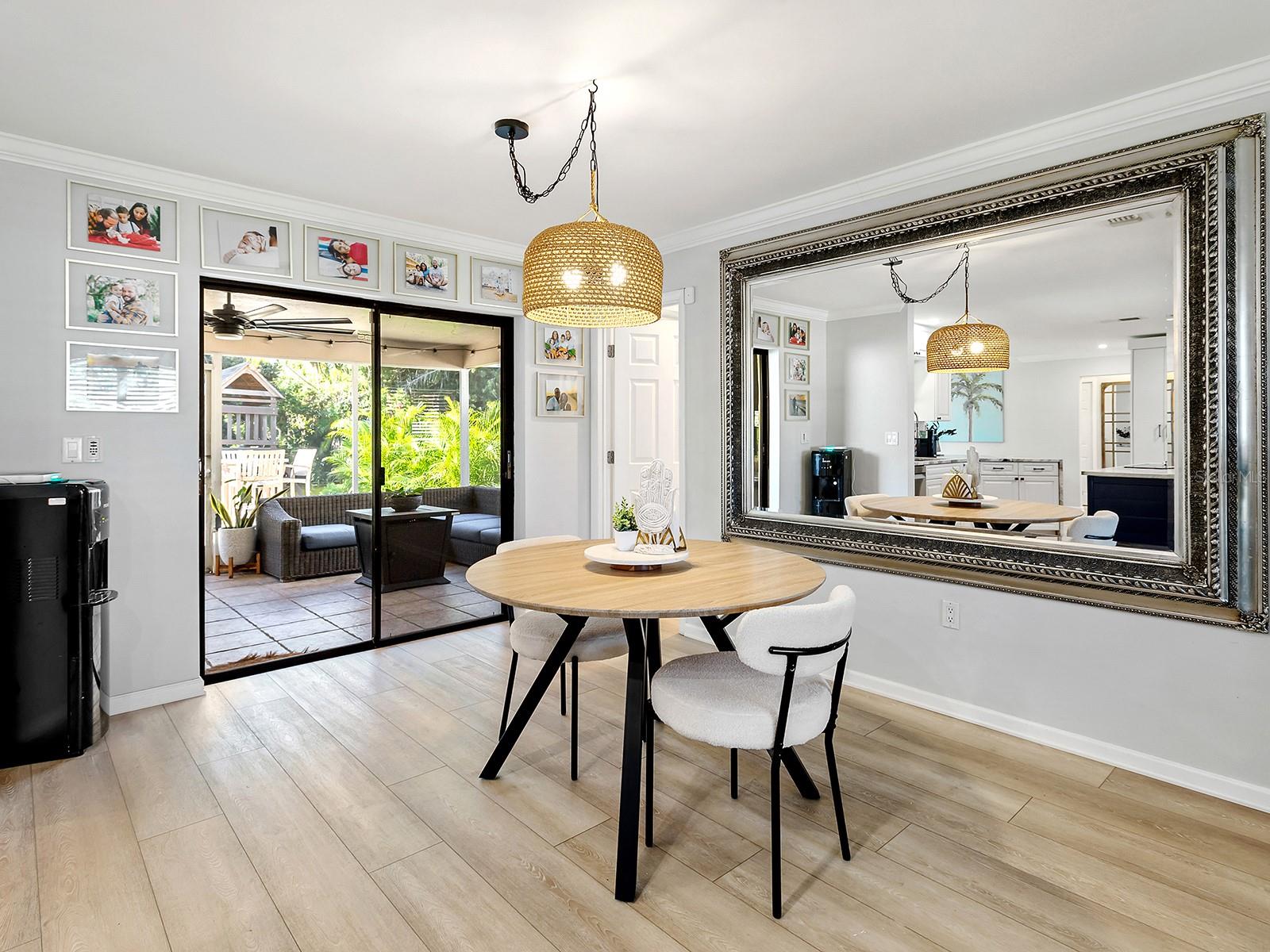 LAKE SARASOTA - Residential