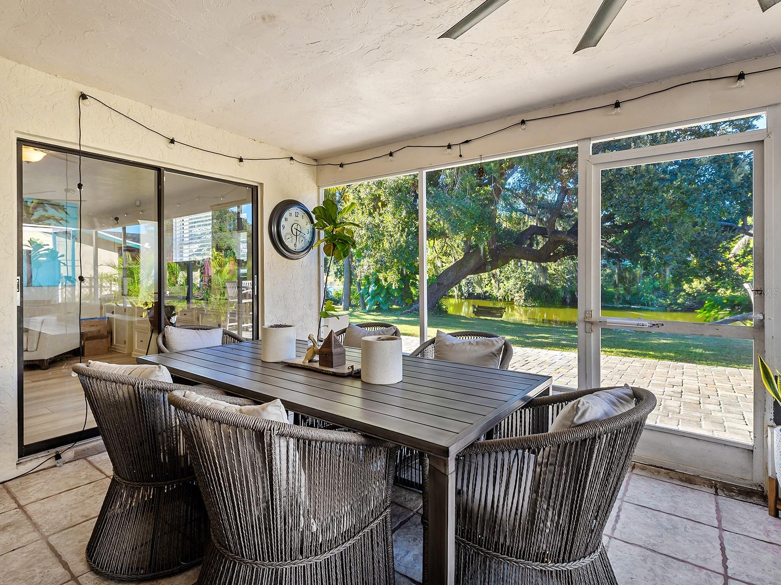 LAKE SARASOTA - Residential