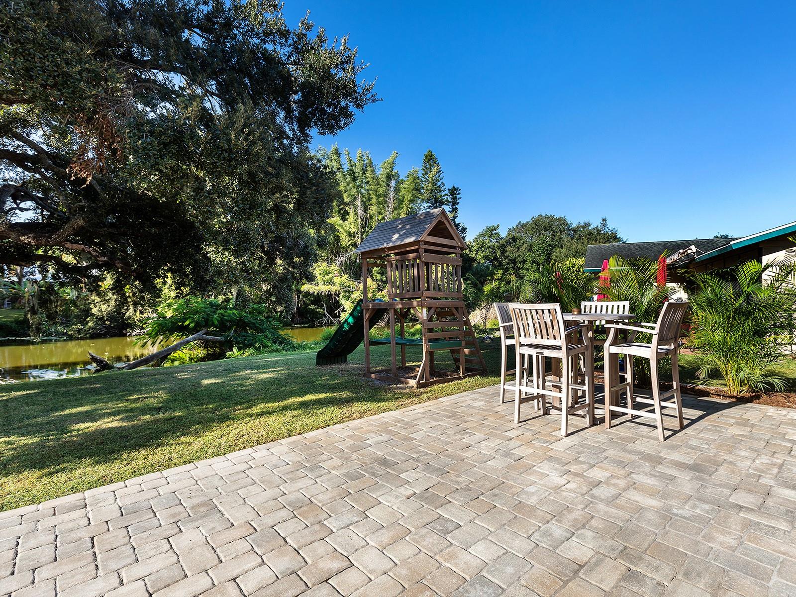 LAKE SARASOTA - Residential