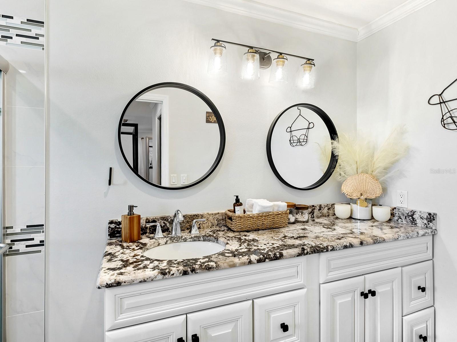 LAKE SARASOTA - Residential