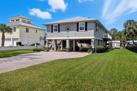 Tiny photo for 1931 NW 18th Street, Crystal River, FL 34428 (MLS # OM709757)
