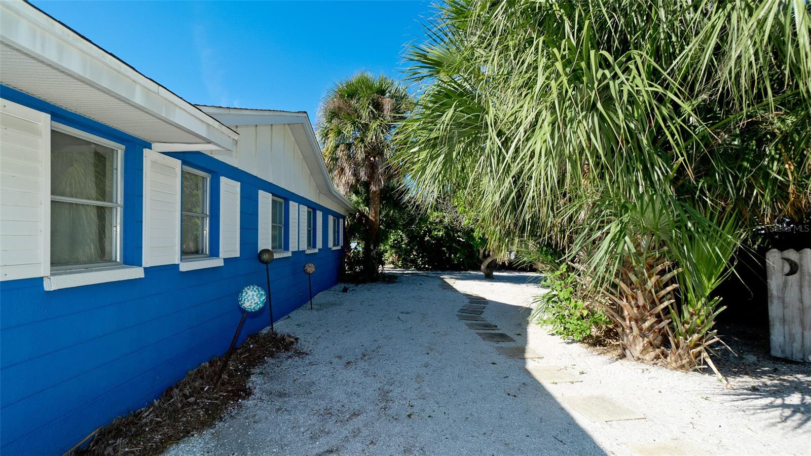 KEY ROYALE 7TH ADD - Residential