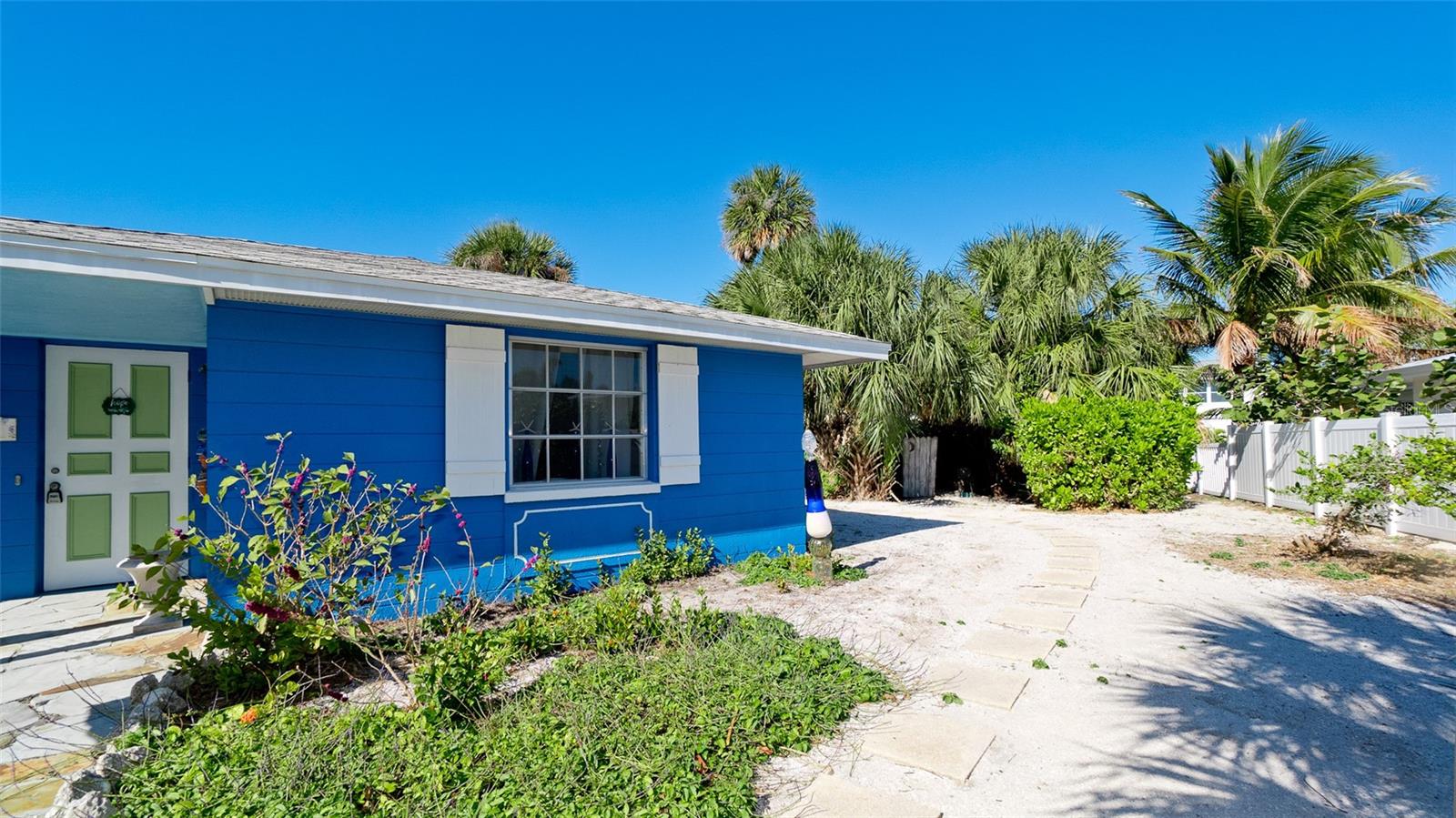 KEY ROYALE 7TH ADD - Residential