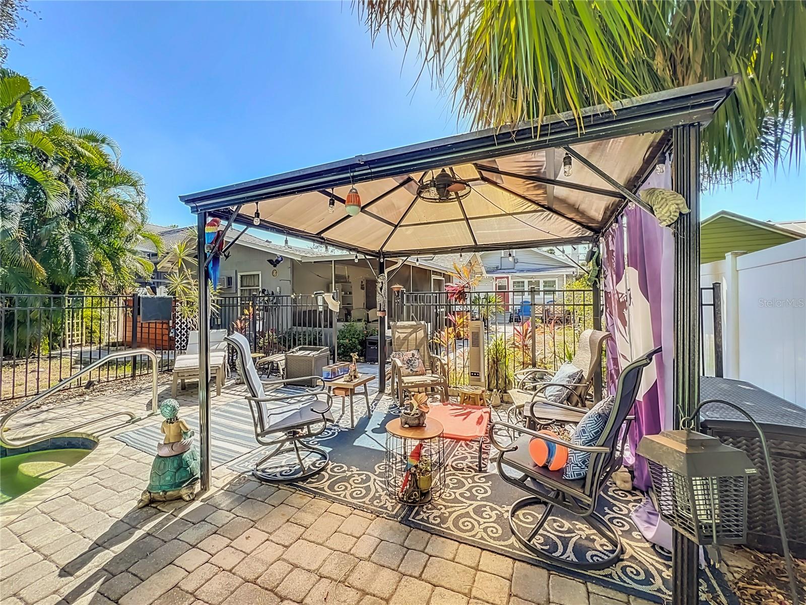 LEWIS COMBS SUB - Residential