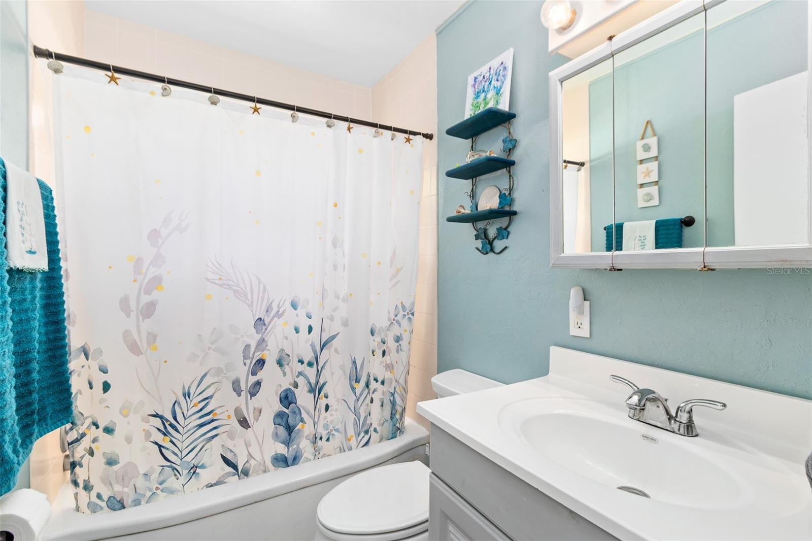 PINELLAS FARMS - Residential