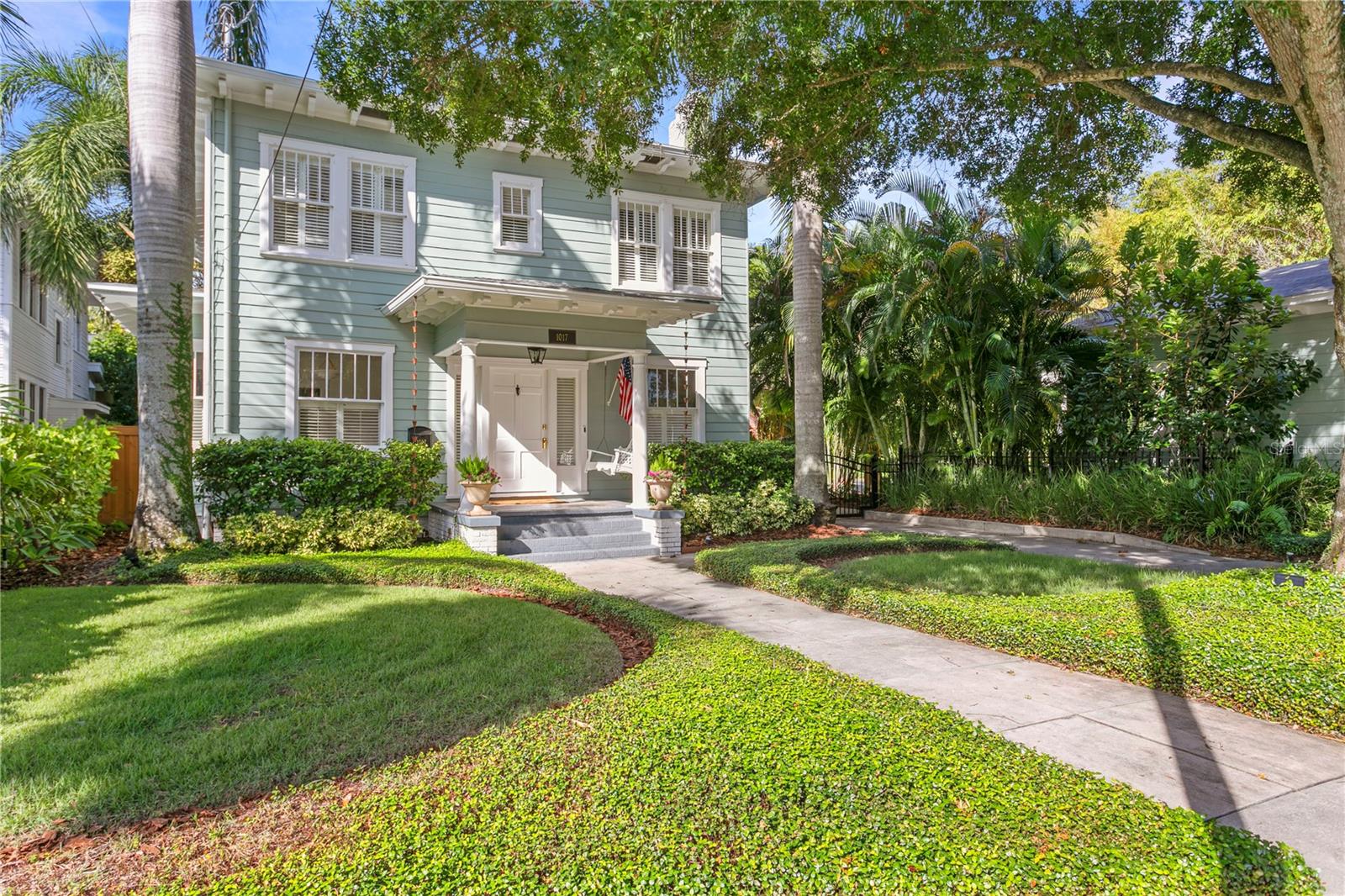 RICHARDSON PLACE - Residential