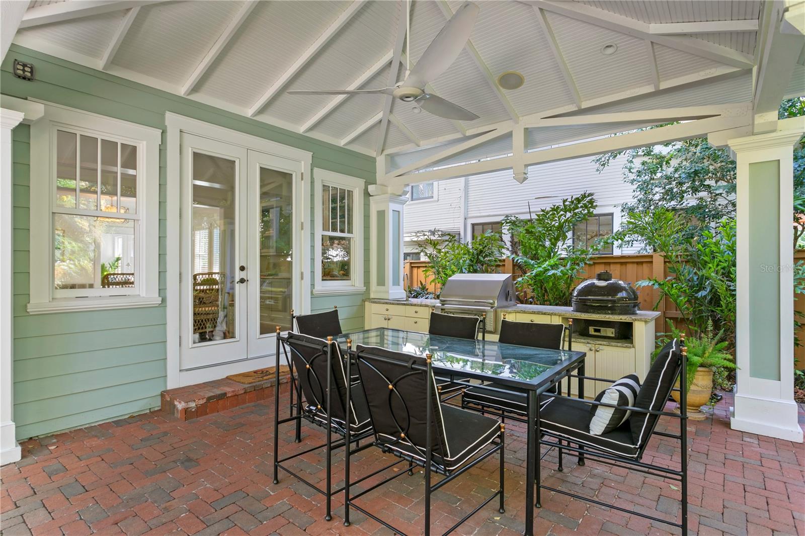 RICHARDSON PLACE - Residential