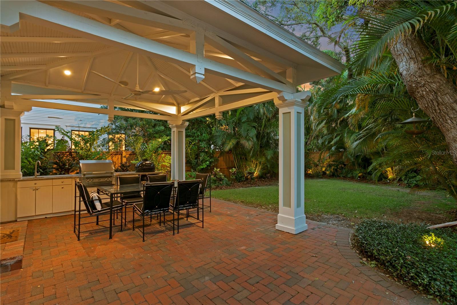 RICHARDSON PLACE - Residential