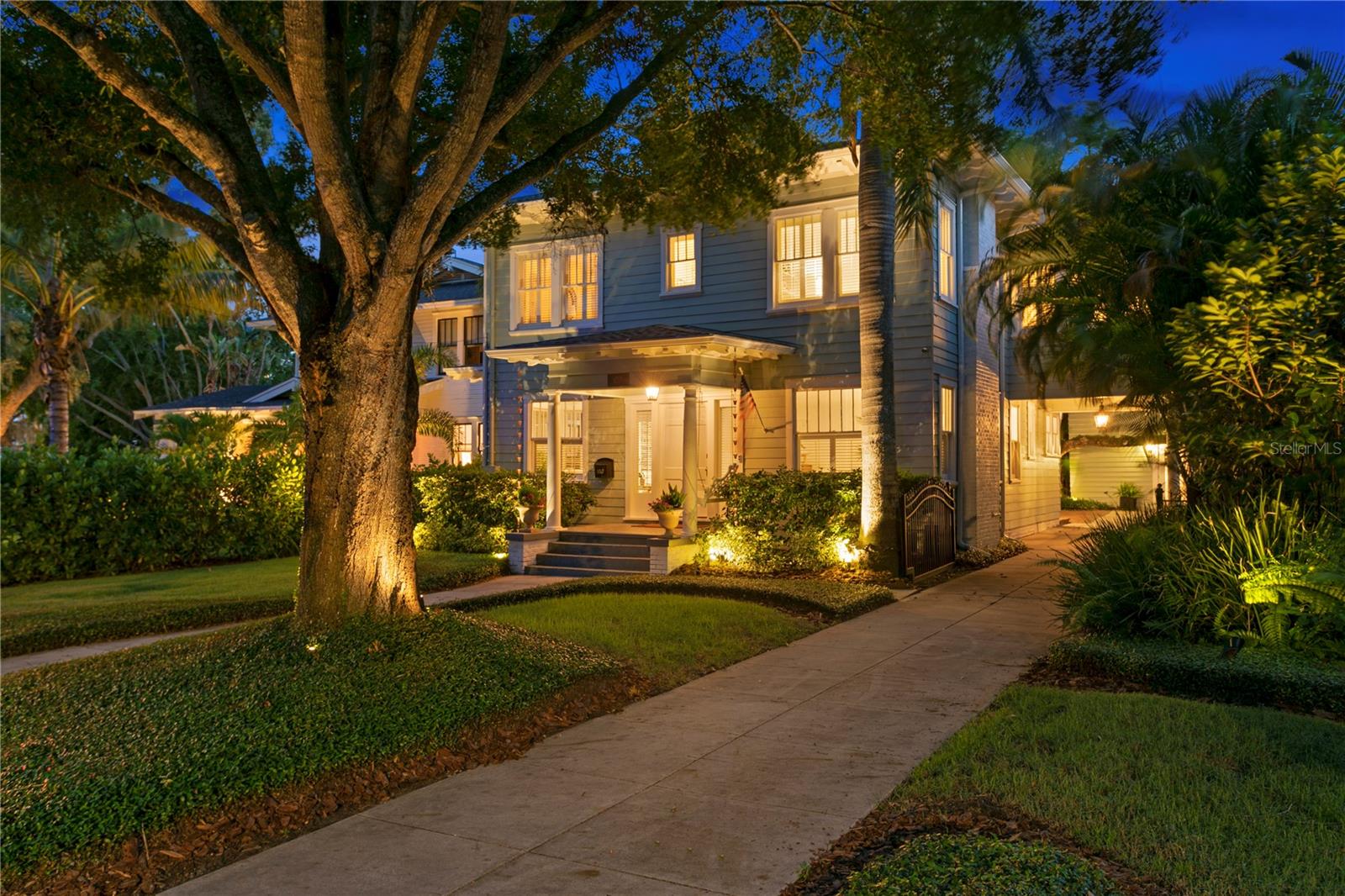 RICHARDSON PLACE - Residential