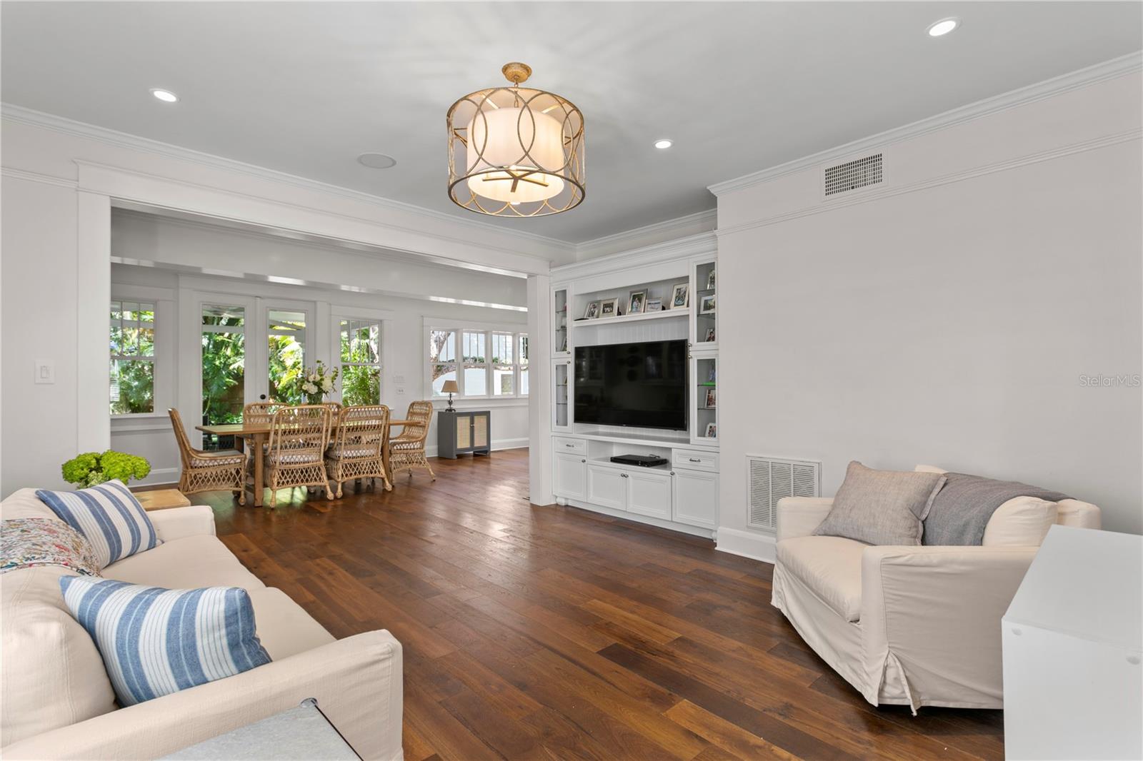 RICHARDSON PLACE - Residential