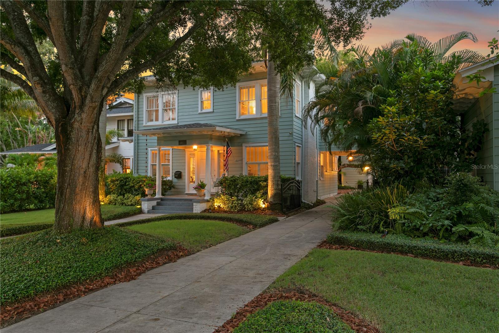 RICHARDSON PLACE - Residential