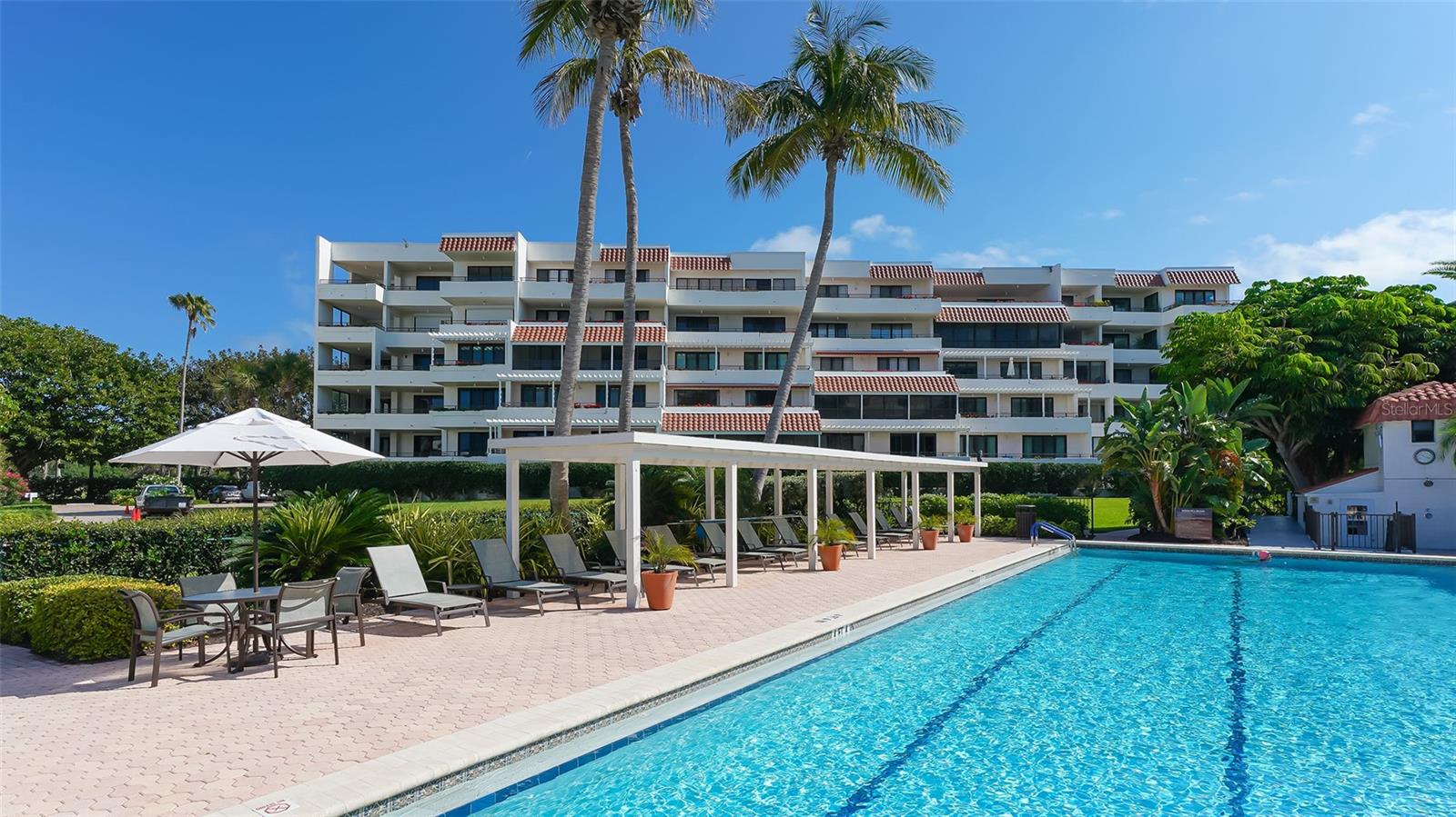 PLAYERS CLUB 3 - Residential