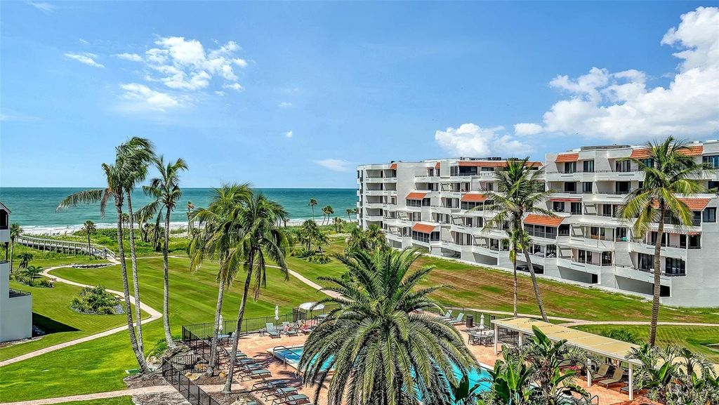 Photo of 1445 Gulf Of Mexico Drive #404, Longboat Key, FL 34228 (MLS # A4661956)