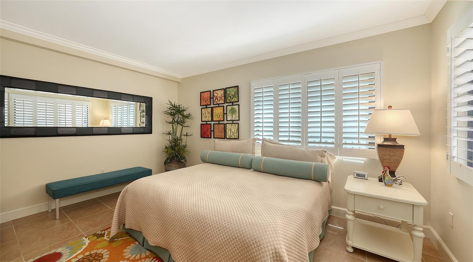 PLAYERS CLUB 3 - Residential