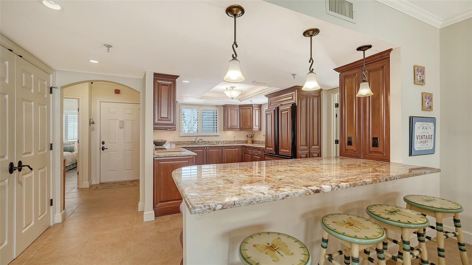 PLAYERS CLUB 3 - Residential