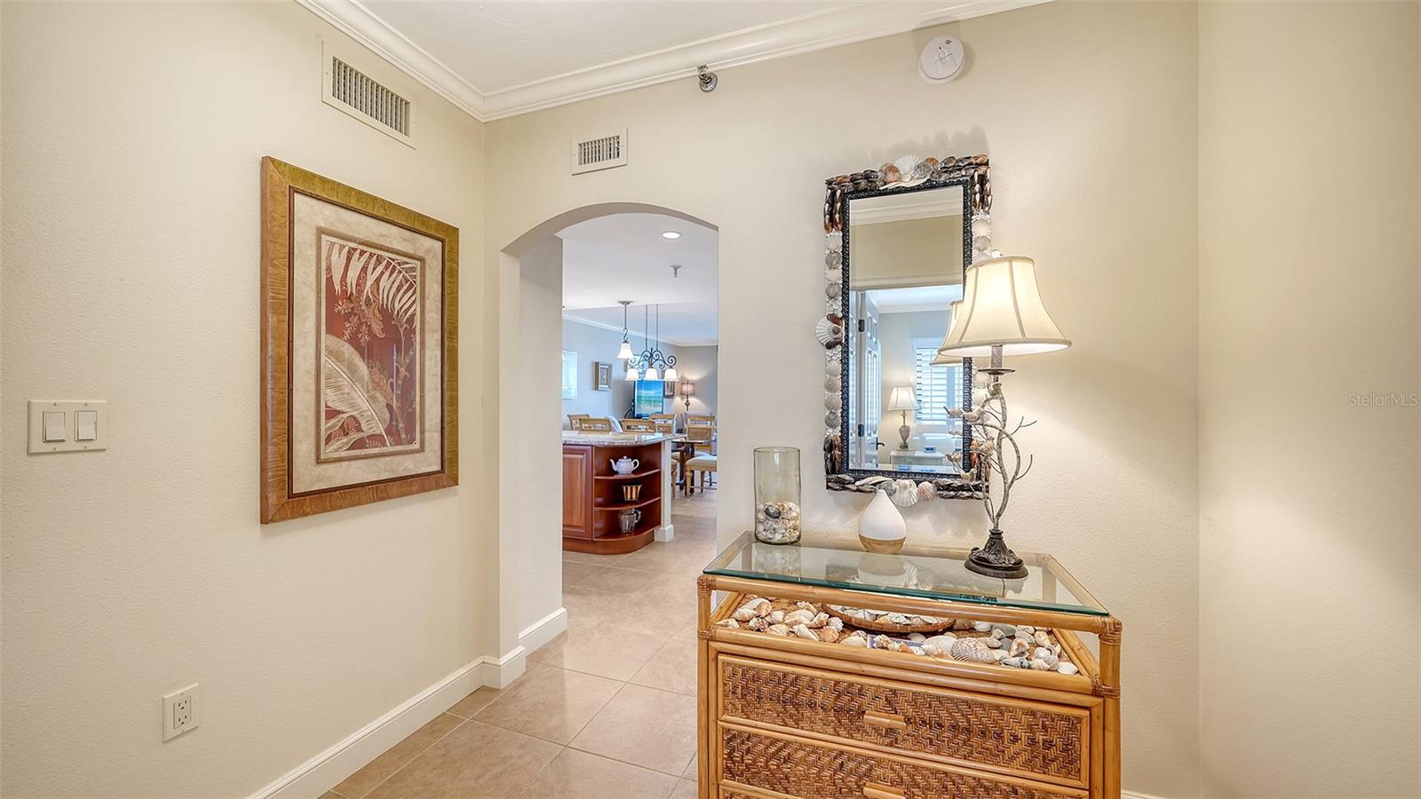 PLAYERS CLUB 3 - Residential