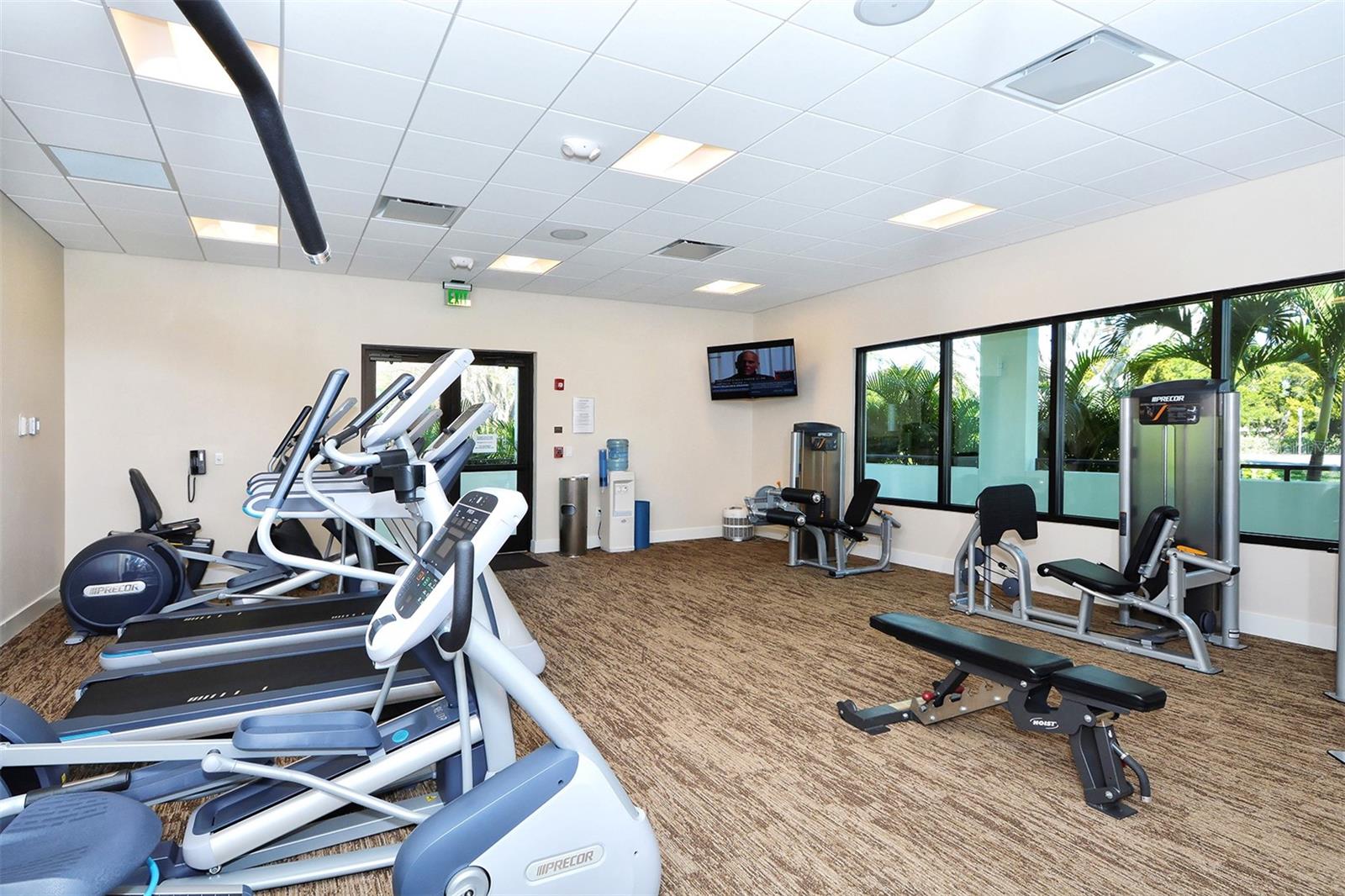 PLAYERS CLUB 3 - Residential