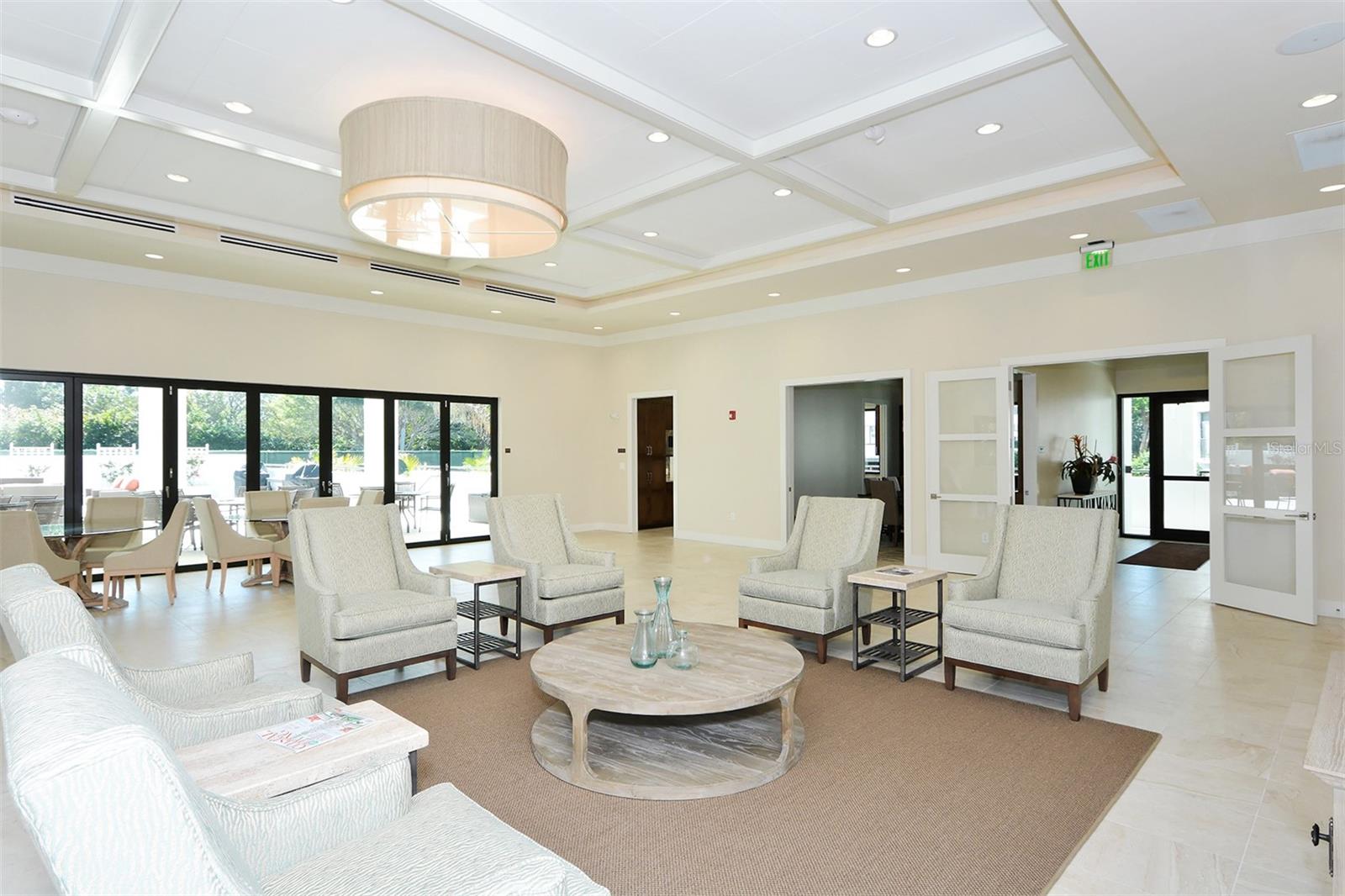 PLAYERS CLUB 3 - Residential