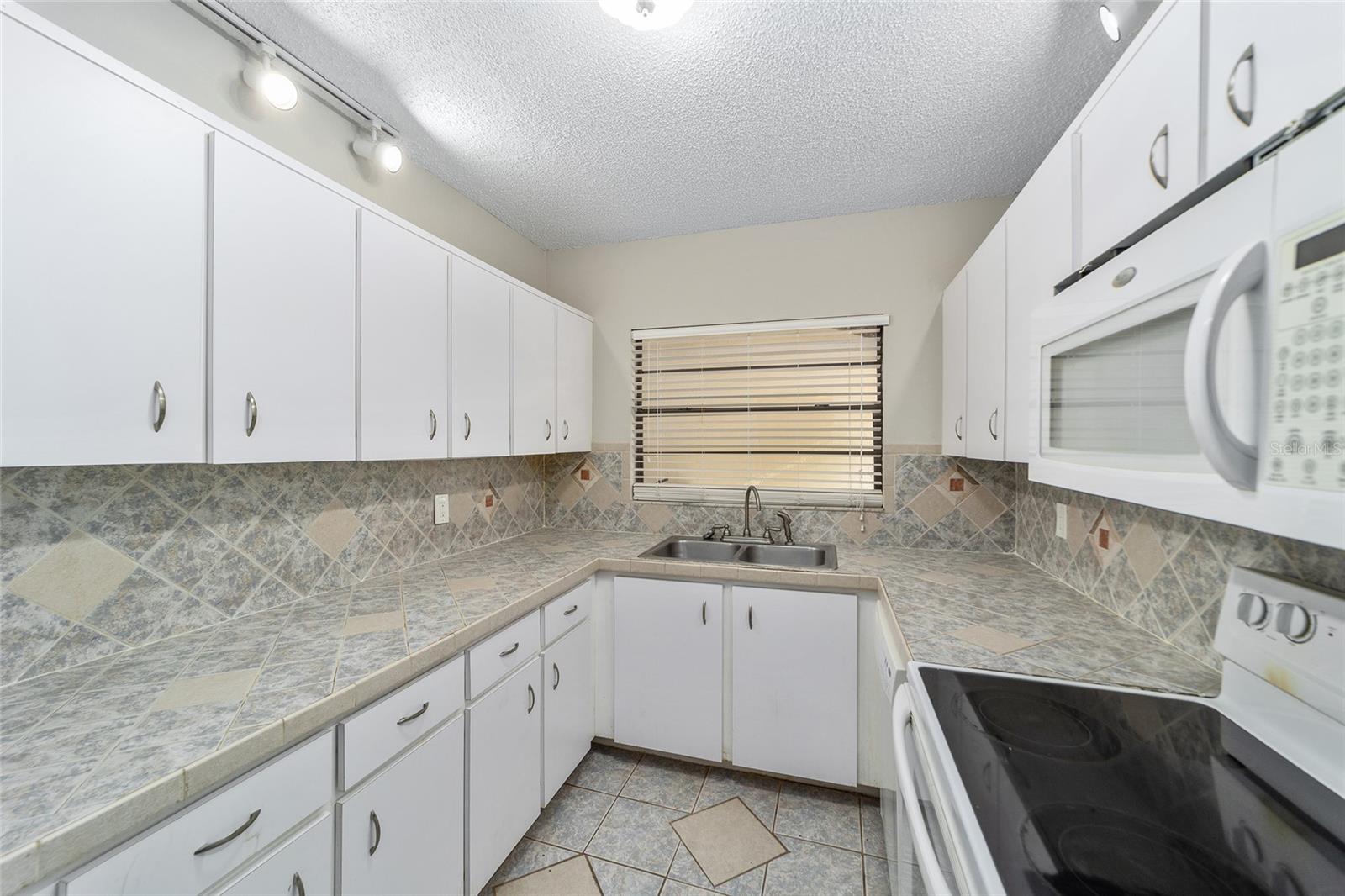 MARION SPGS CONDO - Residential