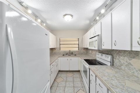 Tiny photo for 3401 E Fort King Street #202, Ocala, FL 34470 (MLS # OM725719)