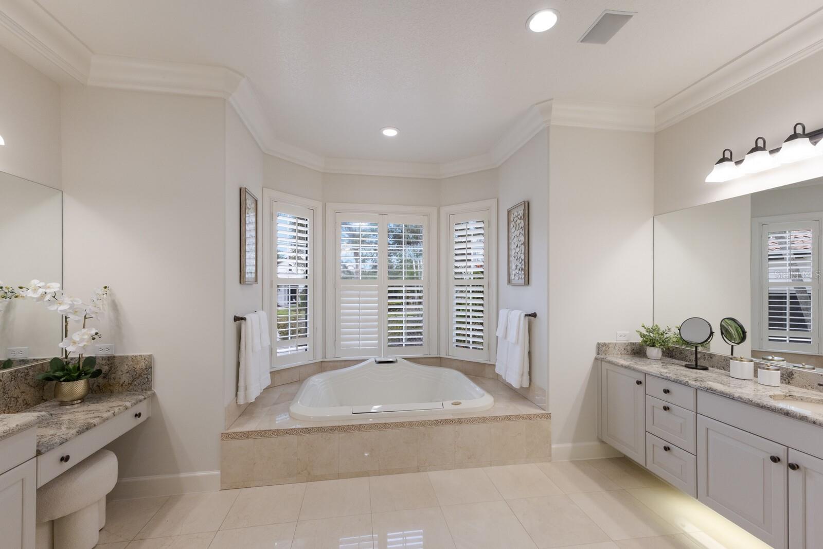 LAKEWOOD RANCH COUNTRY CLUB VILLAGE G - Residential