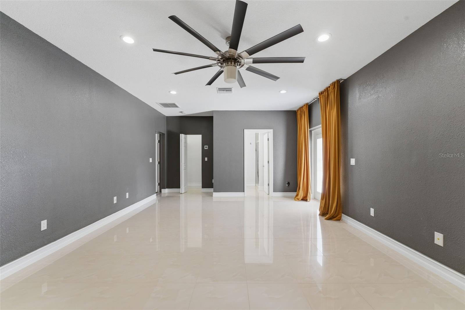 HRBR HEIGHTS - Residential