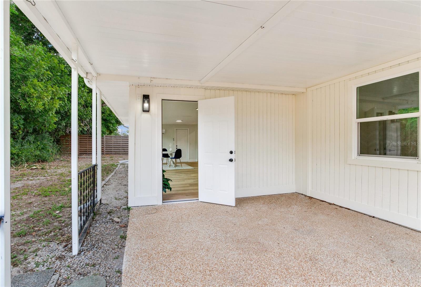 SOUTH GATE - Residential