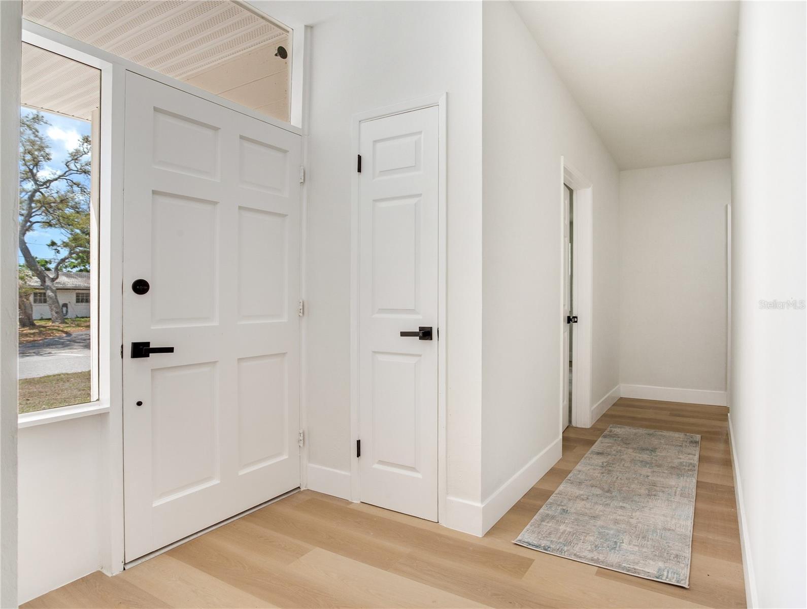 SOUTH GATE - Residential