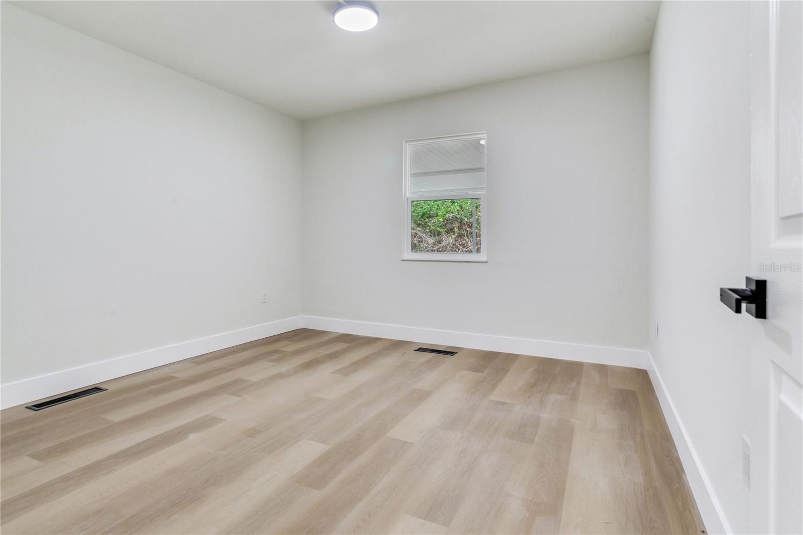 SOUTH GATE - Residential