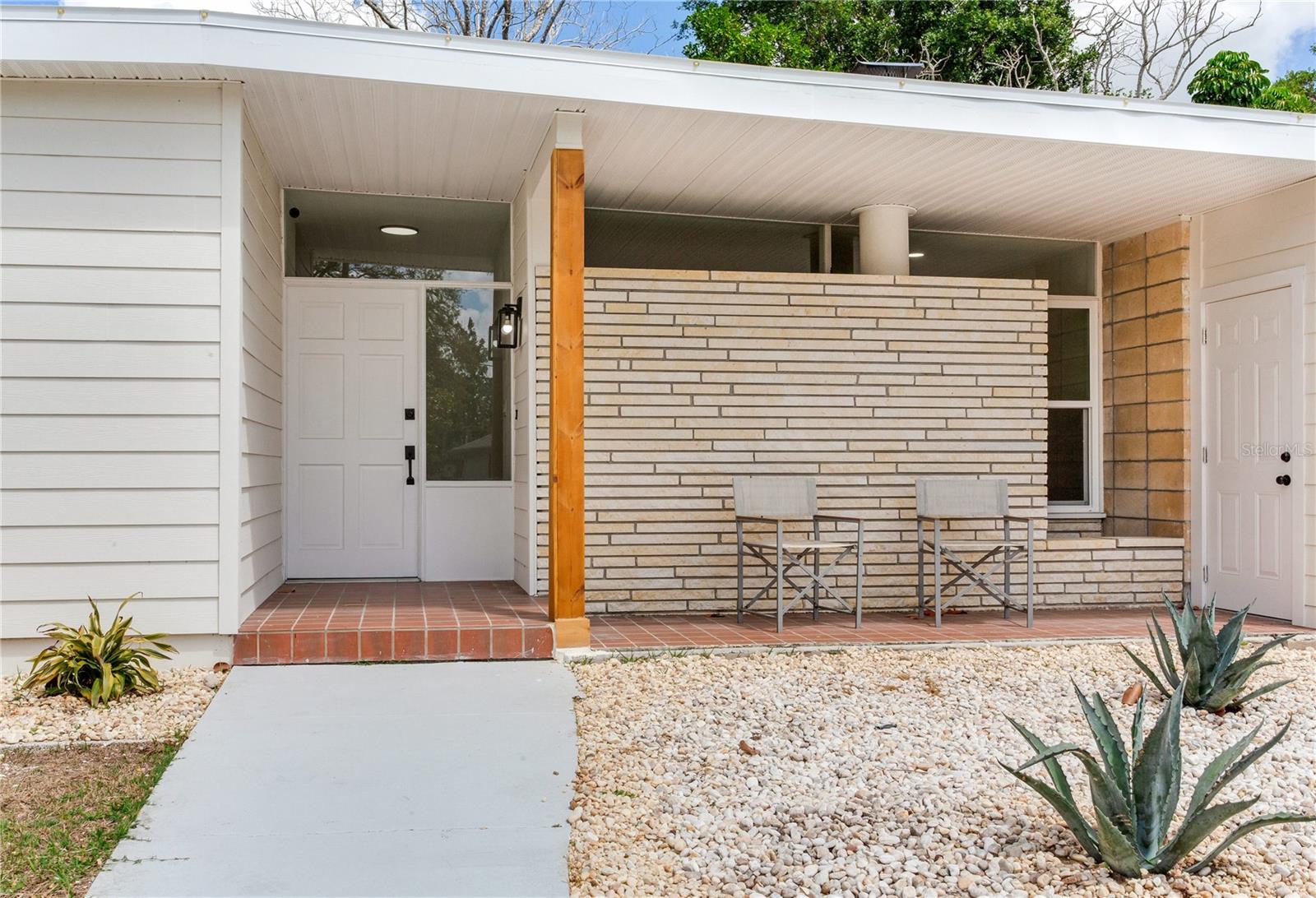 SOUTH GATE - Residential