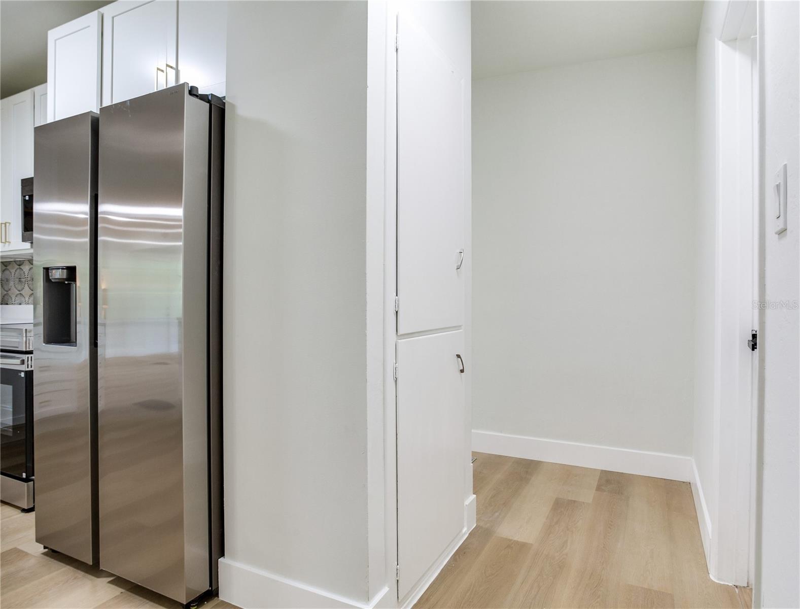 SOUTH GATE - Residential