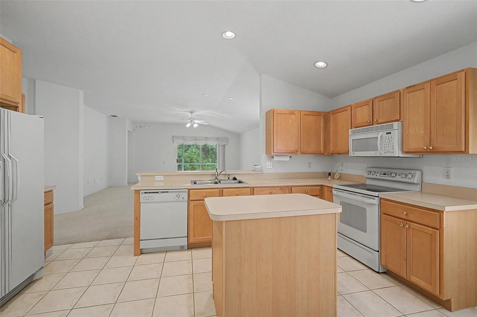 5526 GALLANT FOX COURT