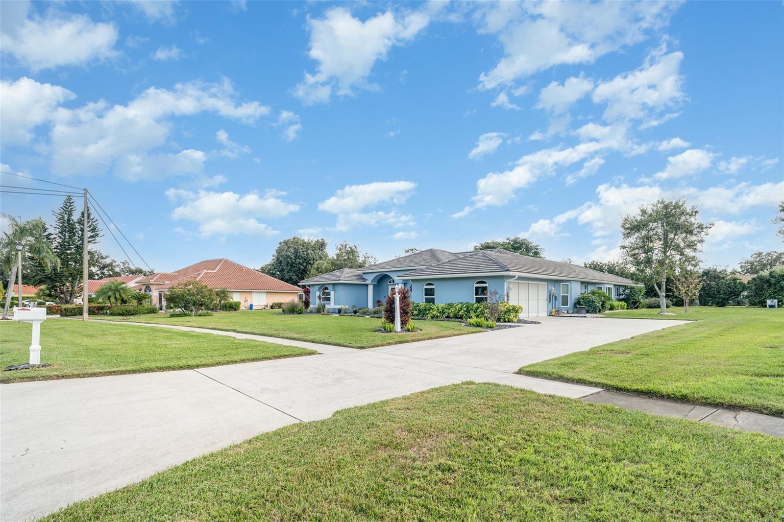 NORTH PORT CHARLOTTE COUNTRY CLUB - Residential