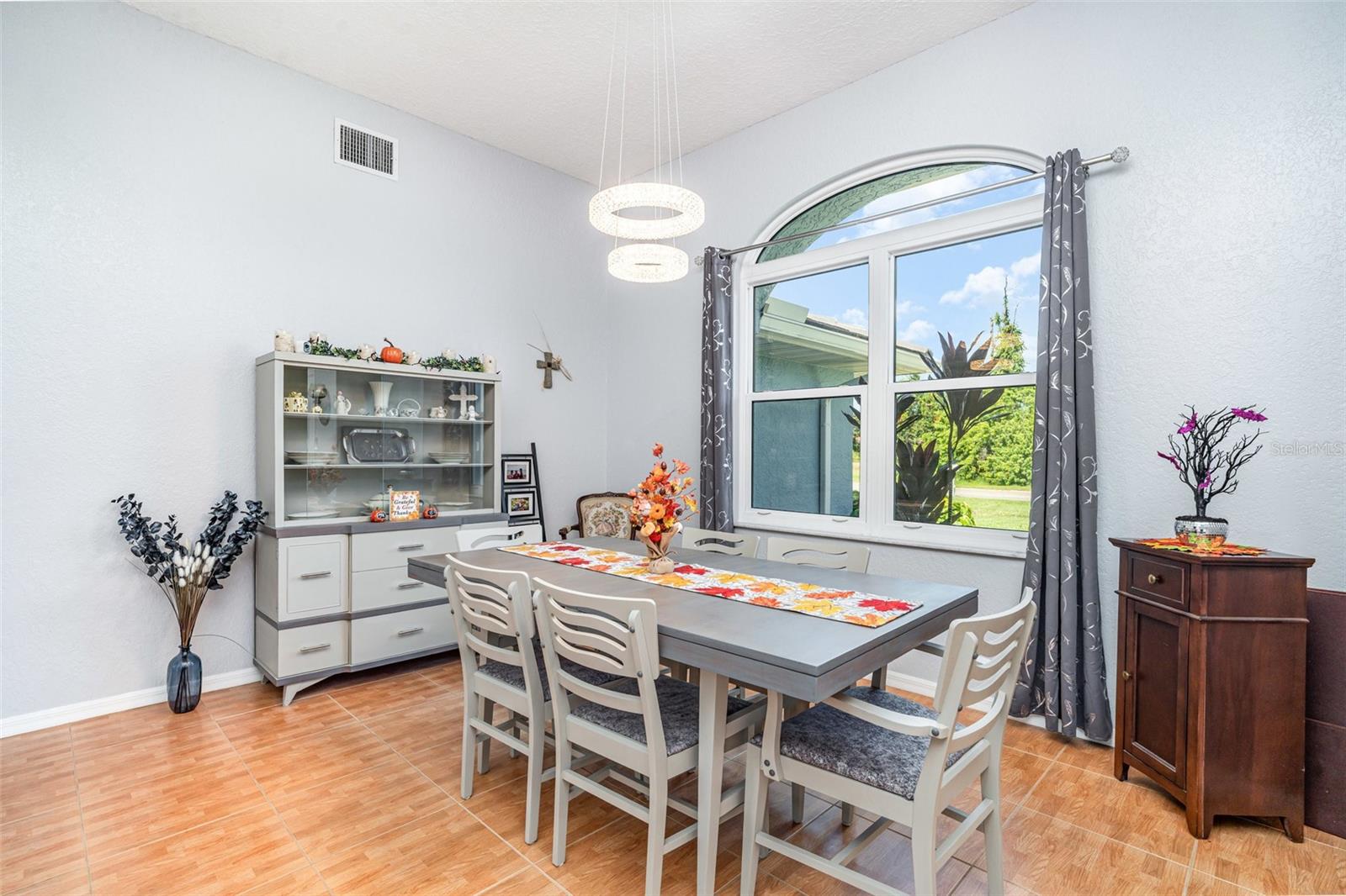 NORTH PORT CHARLOTTE COUNTRY CLUB - Residential