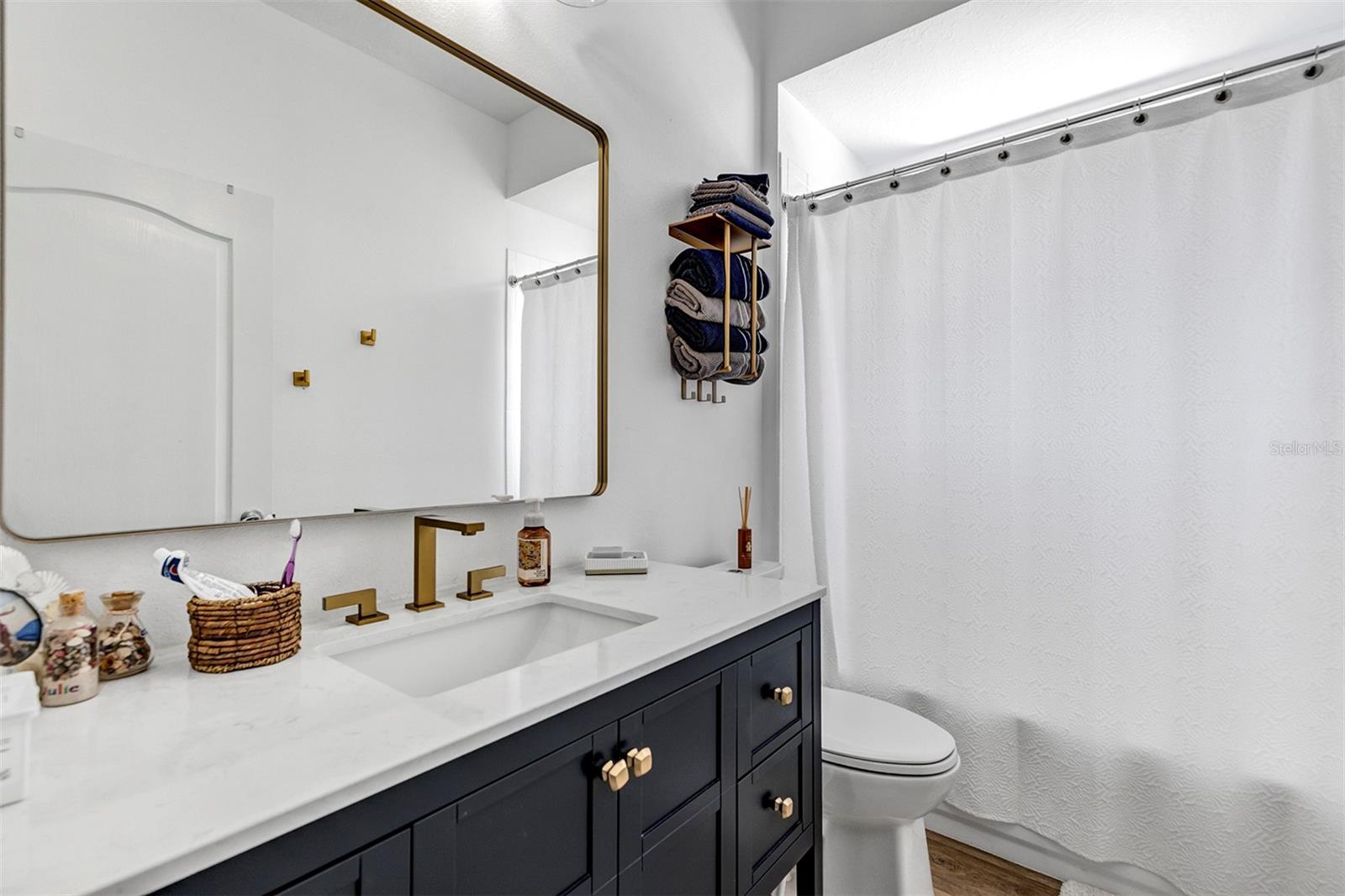 BARRINGTON ESTATES - Residential
