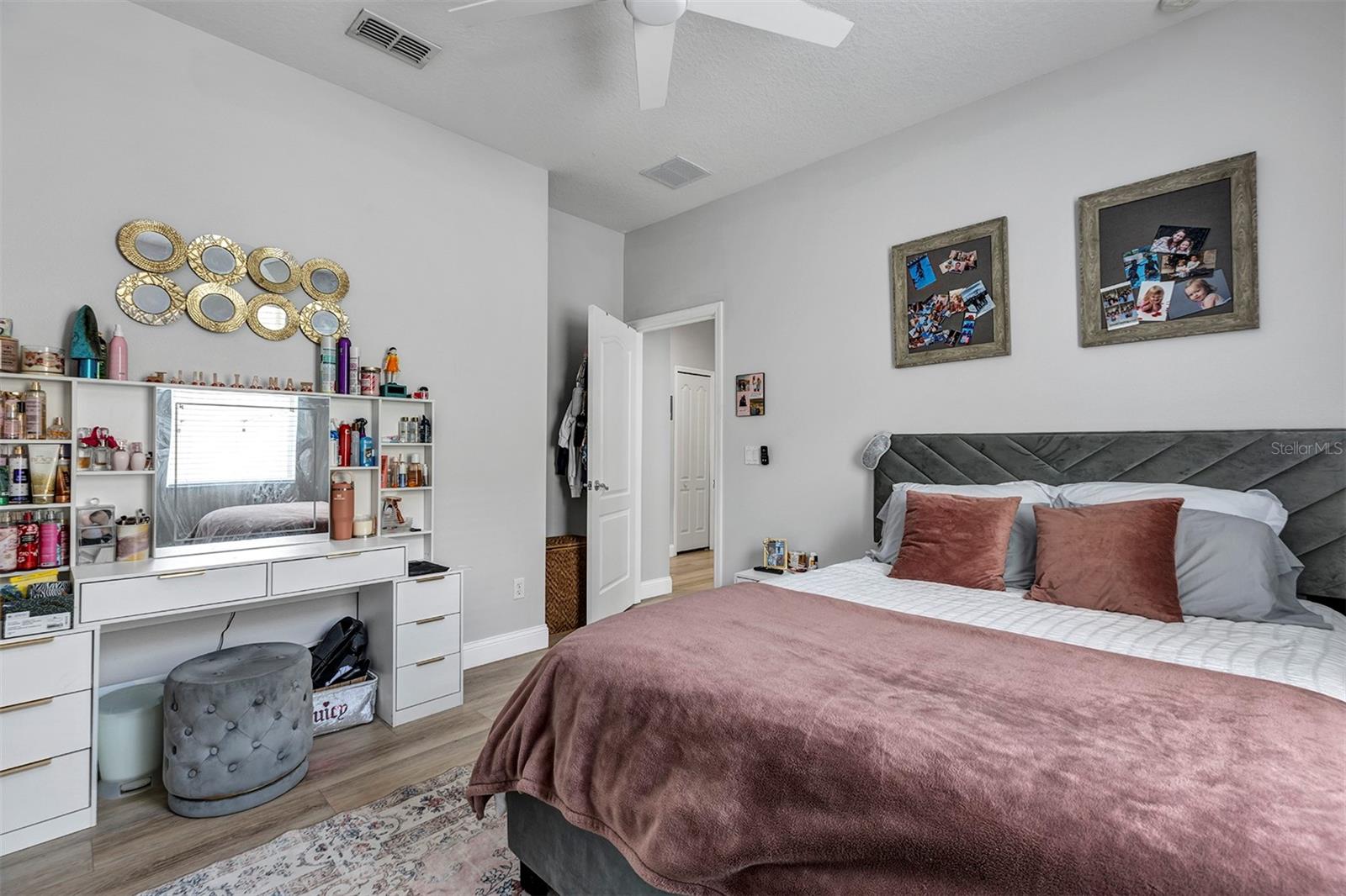 BARRINGTON ESTATES - Residential