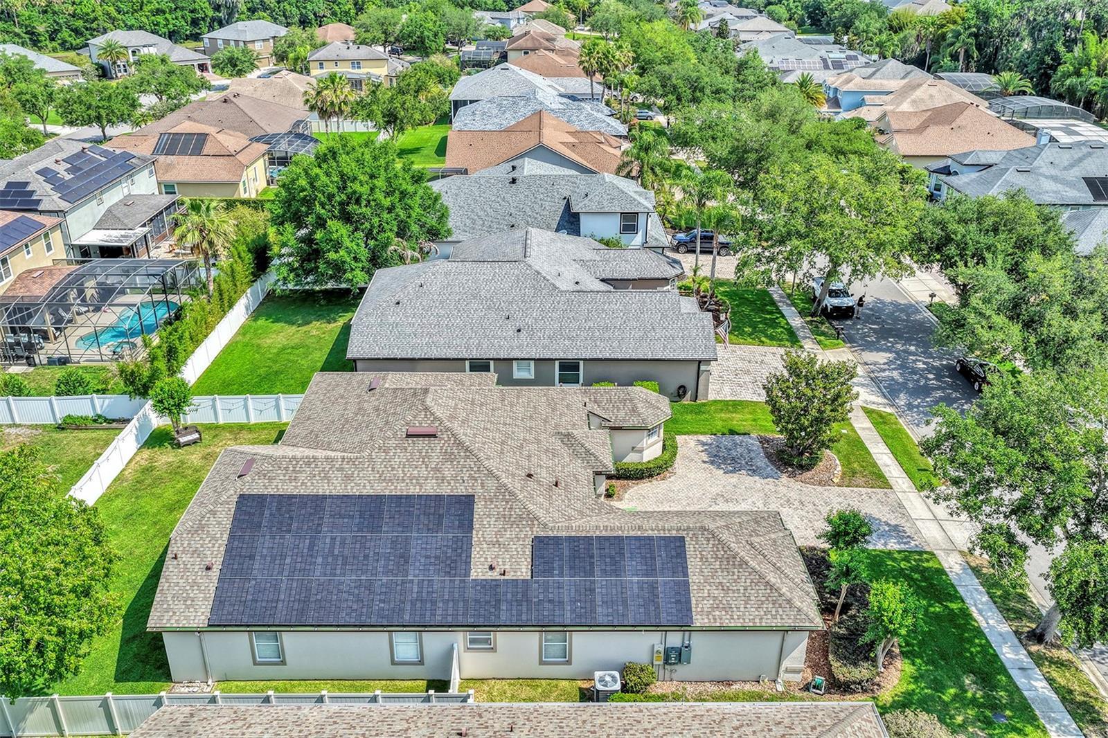 BARRINGTON ESTATES - Residential