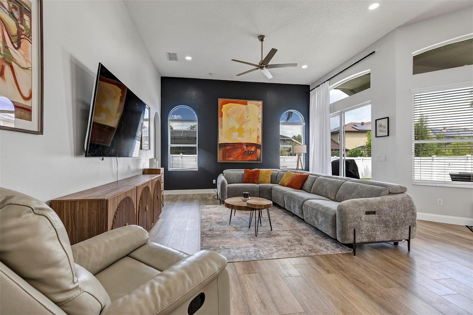 BARRINGTON ESTATES - Residential